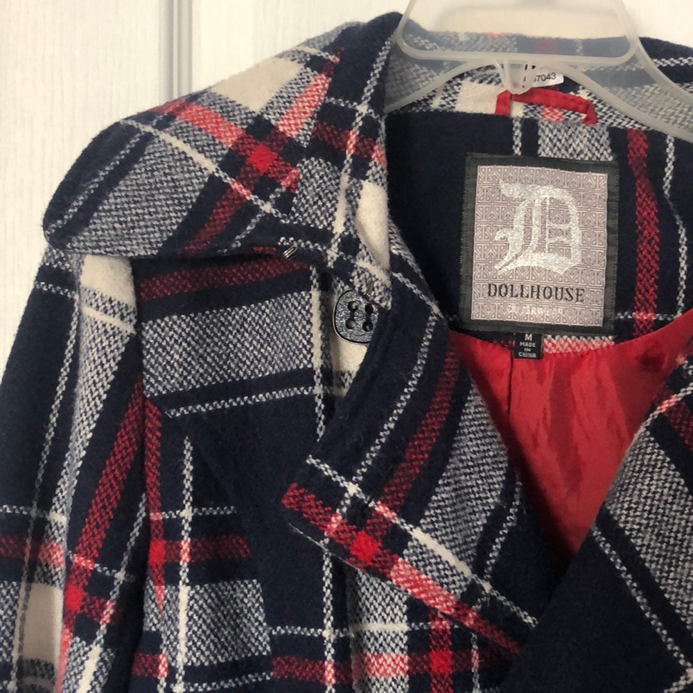 Peacoat - Picture 2 of 4